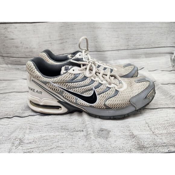Nike Air Max Torch Men Size 10 White Grey Running Shoes 343846-100